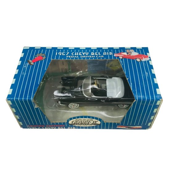 Gearbox 1997 Vintage 1957 Chevy Bel Air Convertible Serial #05361 Pedal Car New - Picture 1 of 10